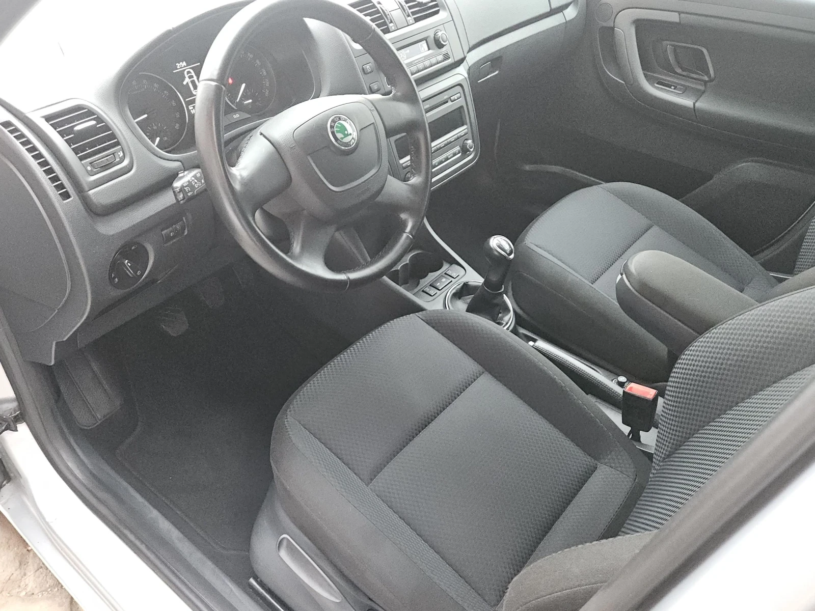 Skoda Fabia 1.6tdi---105�� | Mobile.bg � ����������� 13
