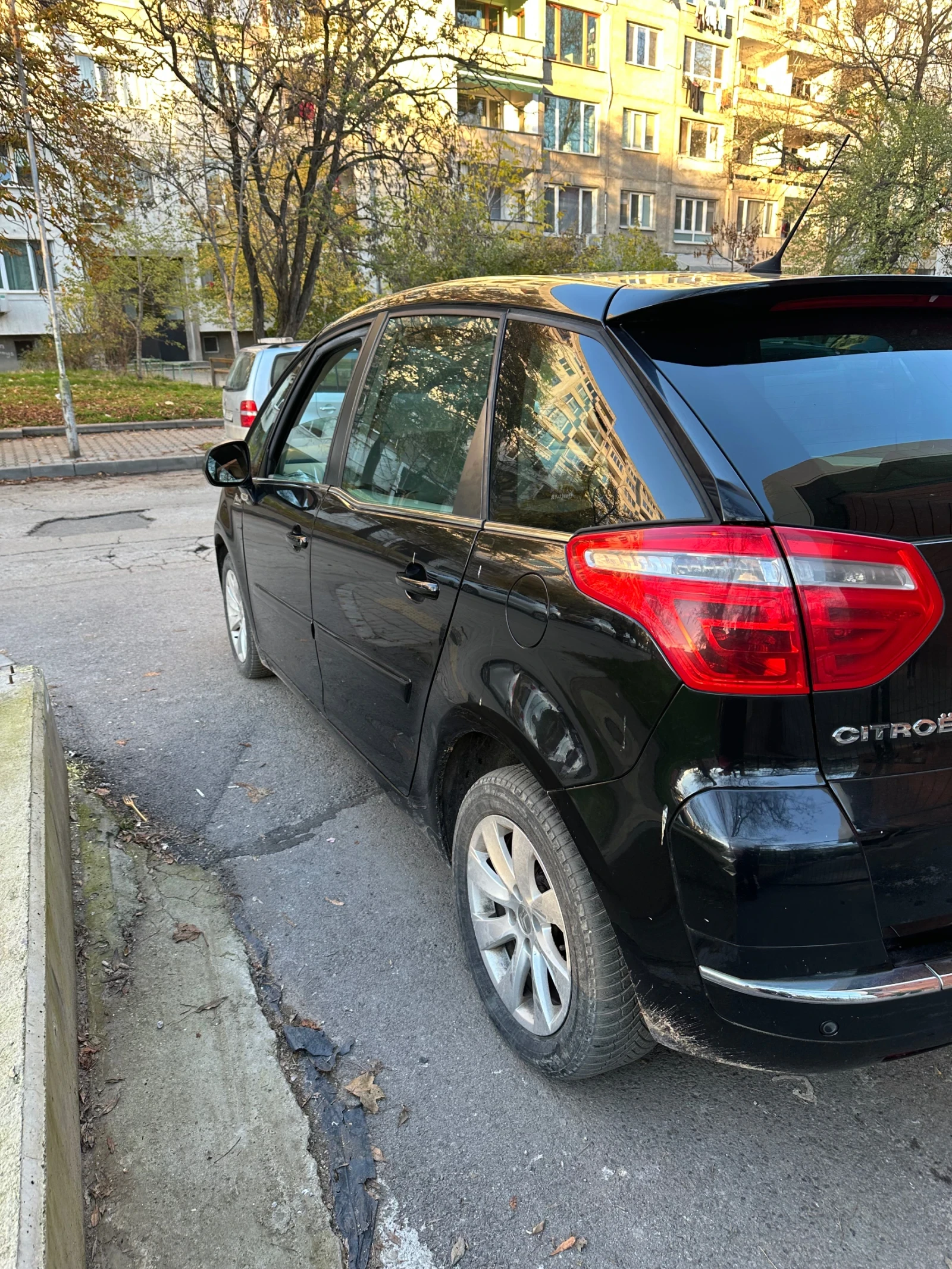 Citroen C4 Picasso | Mobile.bg � ����������� 4