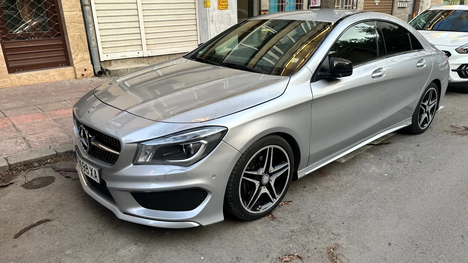 Mercedes-Benz CLA 180 AMG - изображение 3