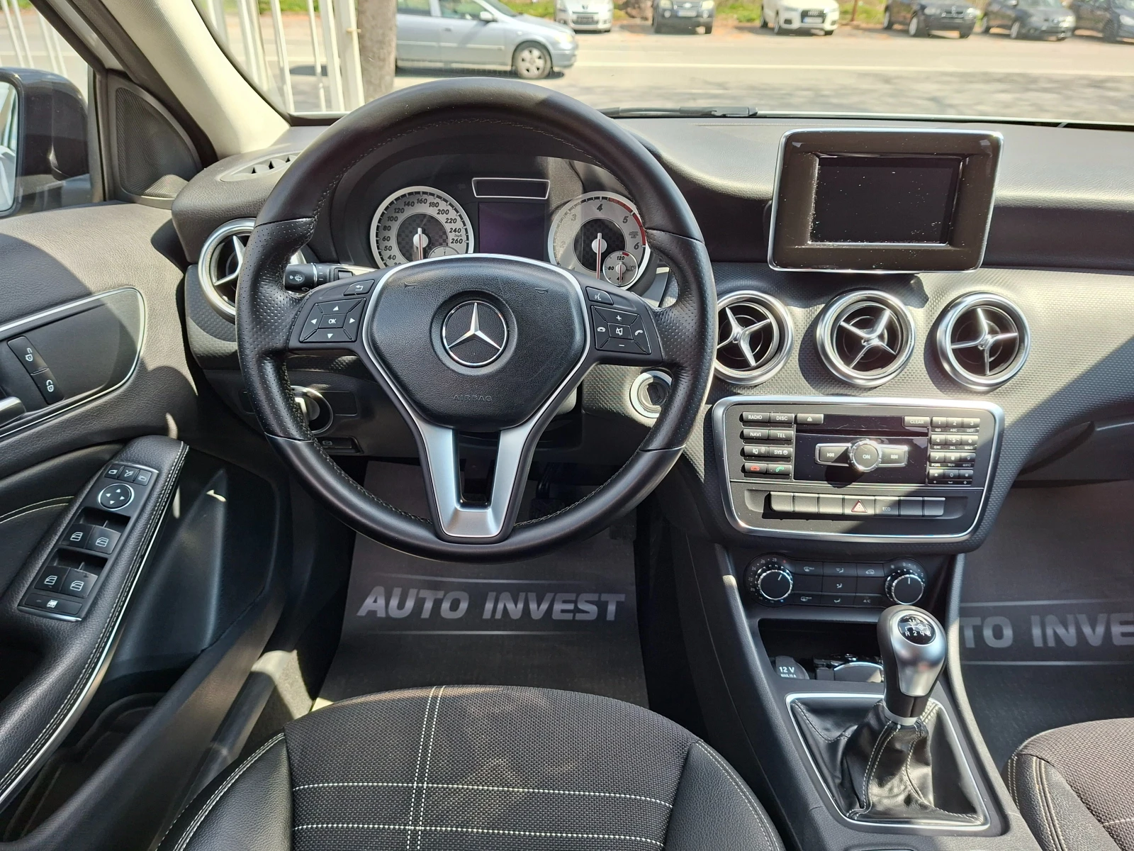 Mercedes-Benz A 180 AMG, снимка 12 - Автомобили и джипове - 53972762