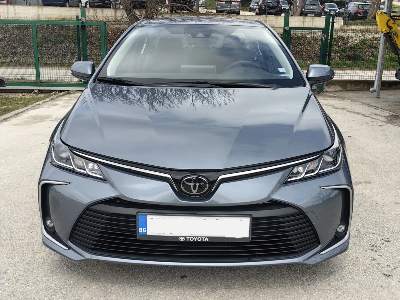 Toyota Corolla 1.5T/EXECUTIVE/ГАРАНЦИОННА ДО 2033г , снимка 2 - Автомобили и джипове - 54159293