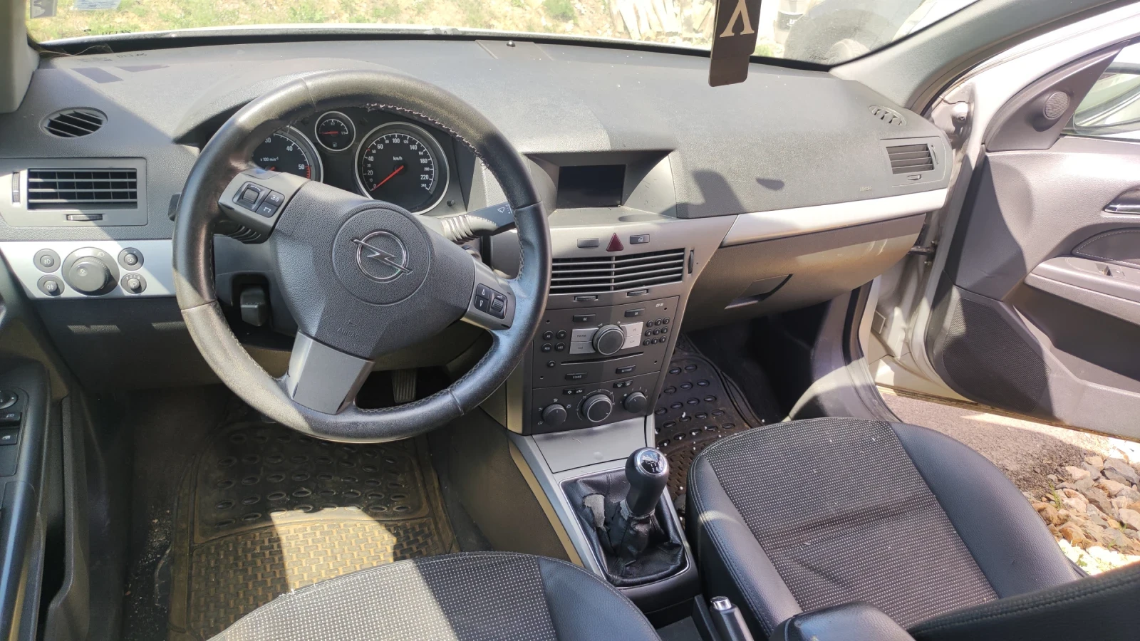 Opel Astra, снимка 6 - Автомобили и джипове - 54225872