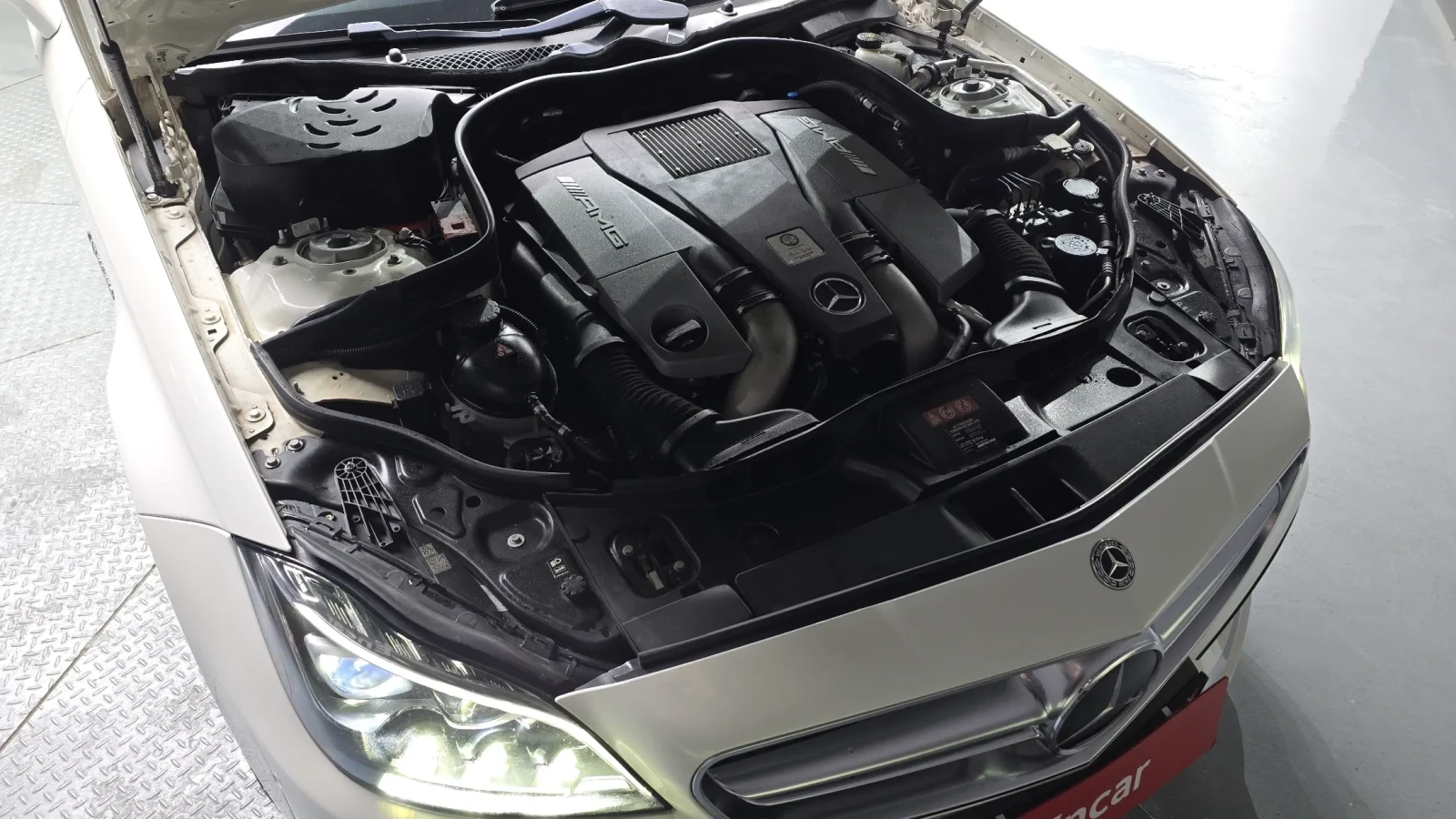 Mercedes-Benz CLS 63 AMG 360 / Подгрев / Обдухване, снимка 5 - Автомобили и джипове - 54724489