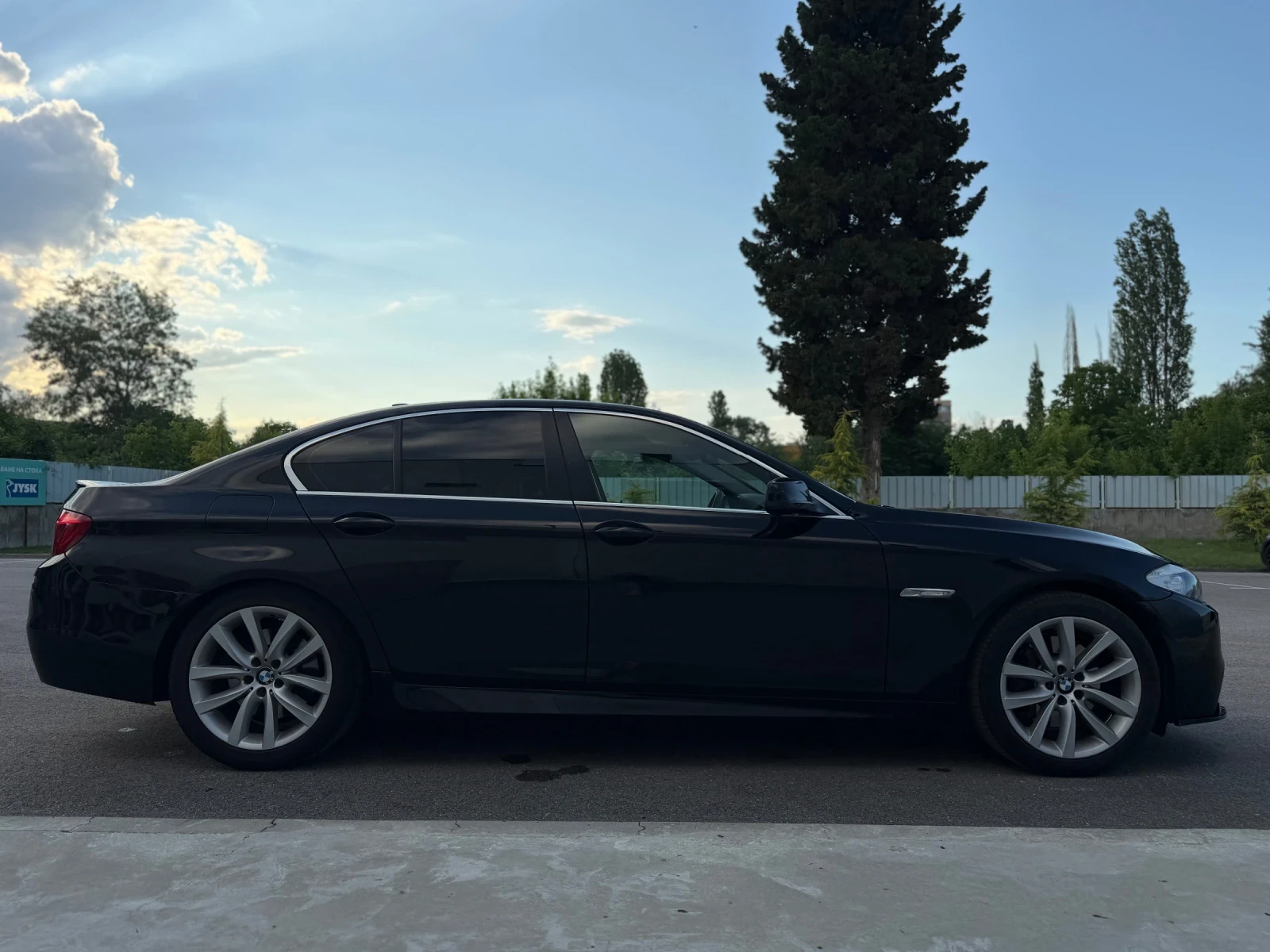 BMW 530 M-sport/Lizing/Navi/comfort/podgrev/obduhvane, снимка 6 - Автомобили и джипове - 54811627