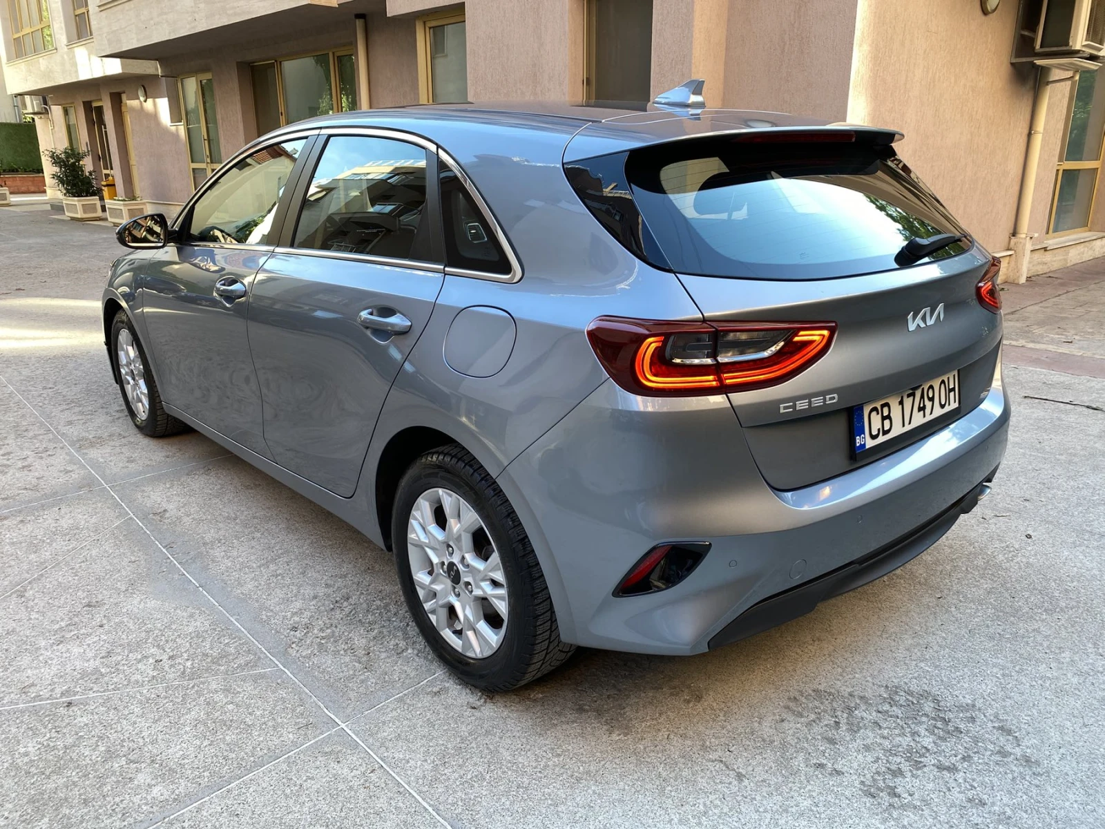 Kia Ceed 1.5 T-GDI/ Active Business/ DCT7, снимка 7 - Автомобили и джипове - 54948769