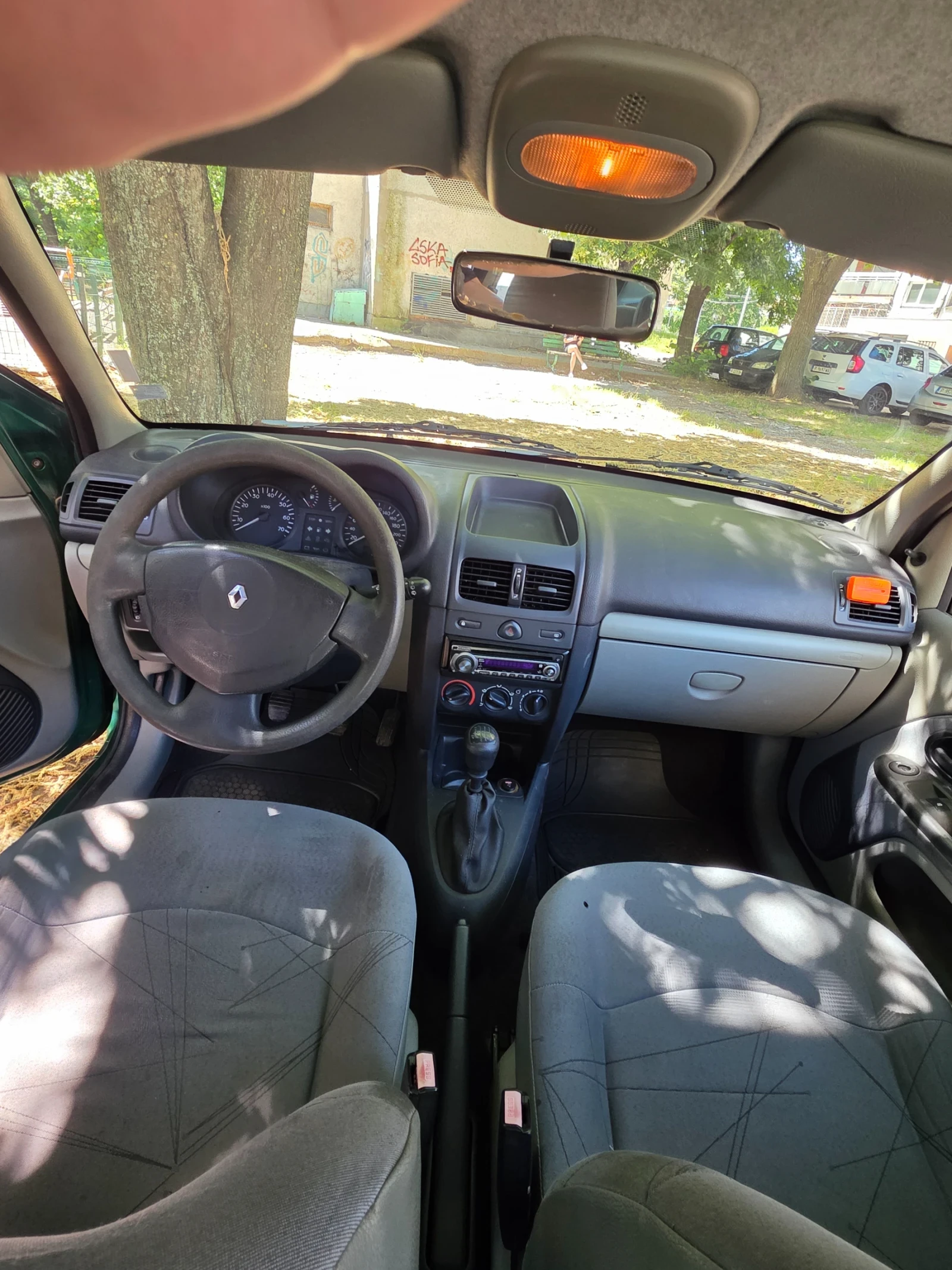 Renault Clio, снимка 3 - Автомобили и джипове - 54985954