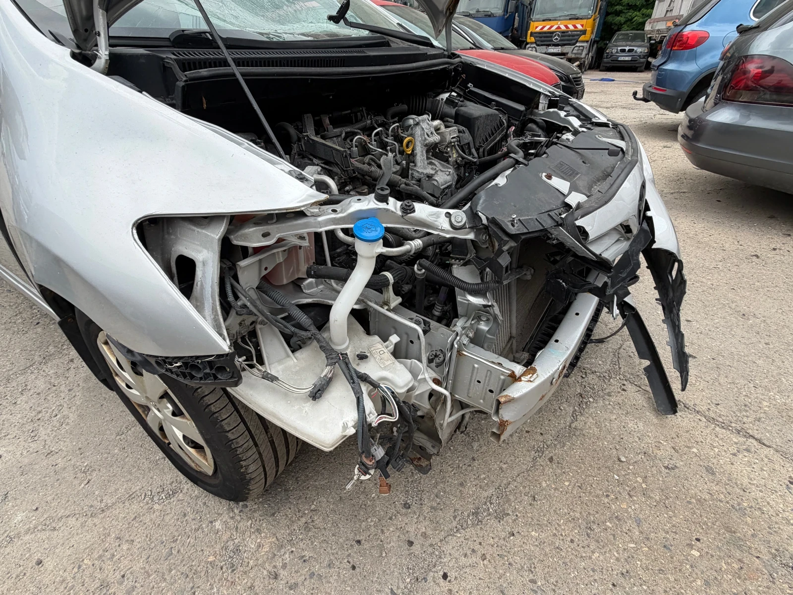 Toyota Auris 134000km Feis 1.4D 90ks  | Mobile.bg � ����������� 2