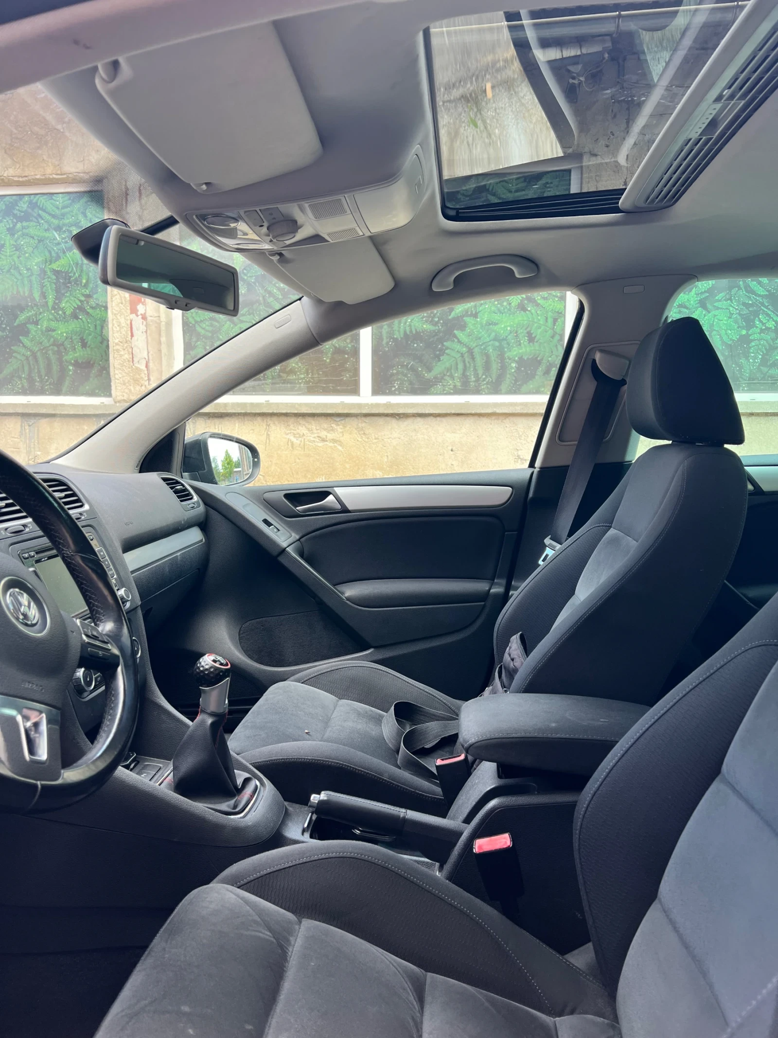 VW Golf, снимка 8 - Автомобили и джипове - 55182424