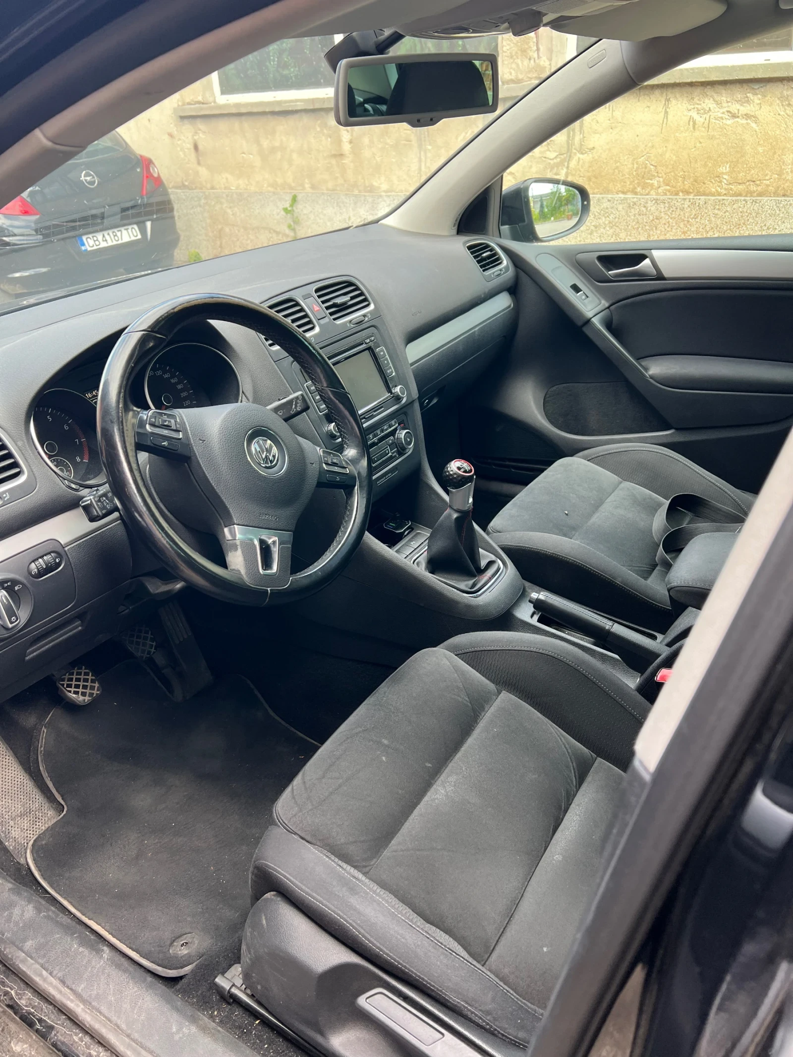 VW Golf, снимка 7 - Автомобили и джипове - 55182424