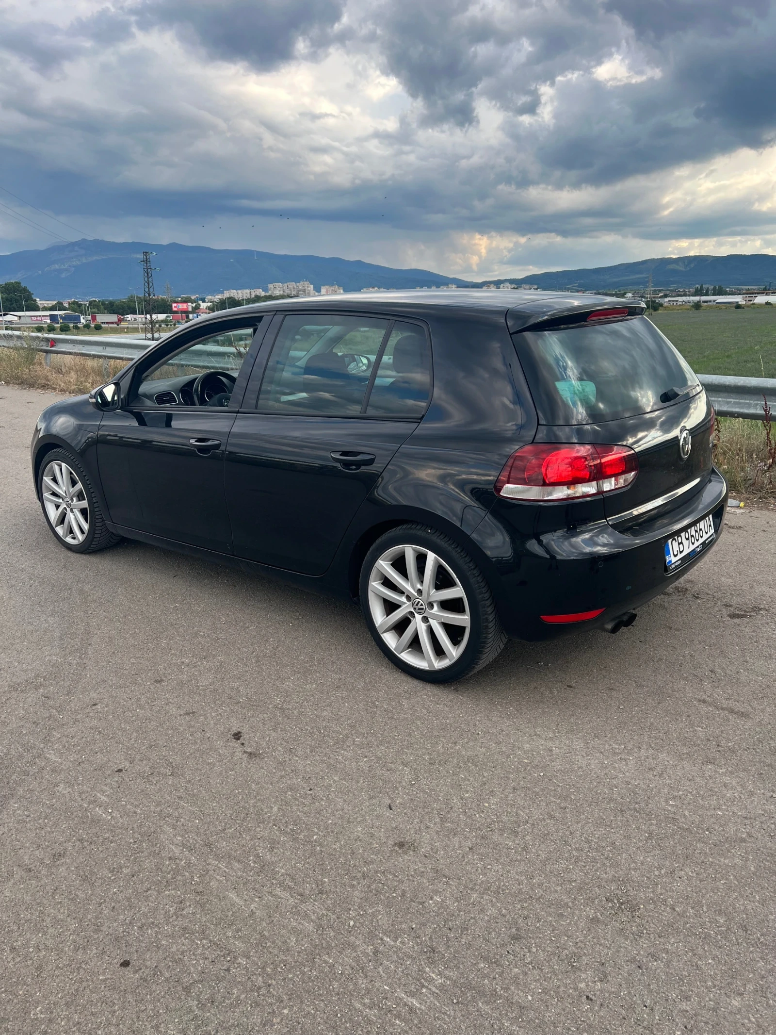 VW Golf, снимка 6 - Автомобили и джипове - 55182424