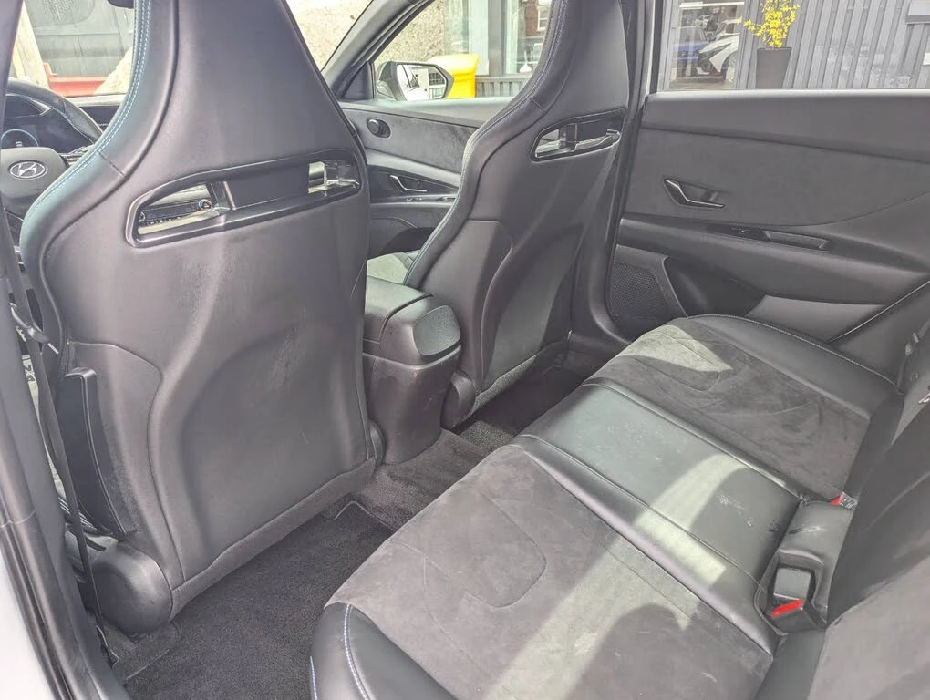 Hyundai Elantra N* BOSE* LANE ASSIST* �������* ������* ������ ���� | Mobile.bg � ����������� 15