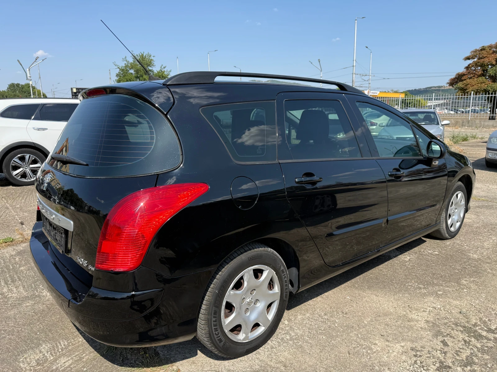 Peugeot 308 SW* 1.6HDi* Лизинг* Климатик, снимка 5 - Автомобили и джипове - 55848101