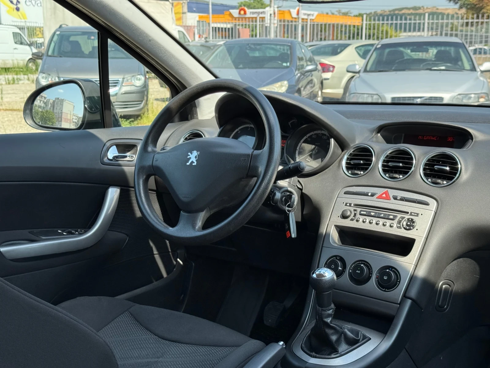 Peugeot 308 SW* 1.6HDi* Лизинг* Климатик, снимка 10 - Автомобили и джипове - 55848101