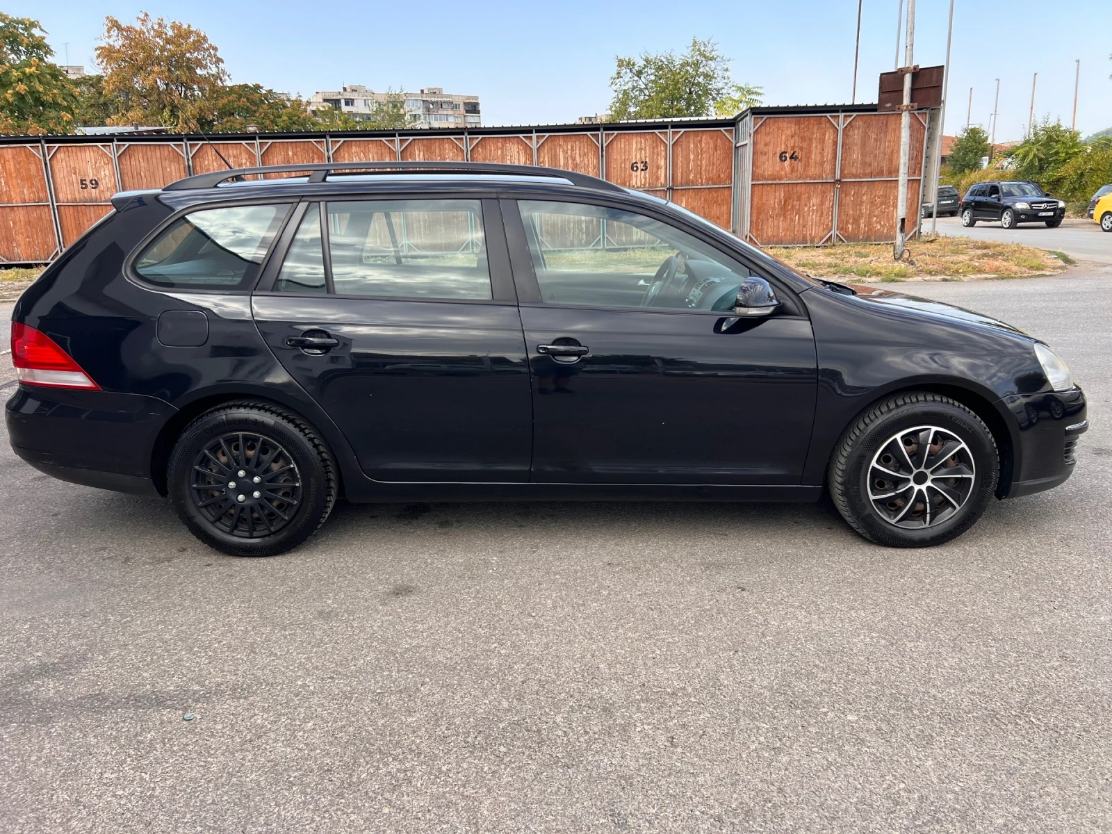VW Golf 1.9TDI 105k.c , снимка 5 - Автомобили и джипове - 55896458