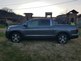 Honda Ridgeline 3.5 V6 AWD  1