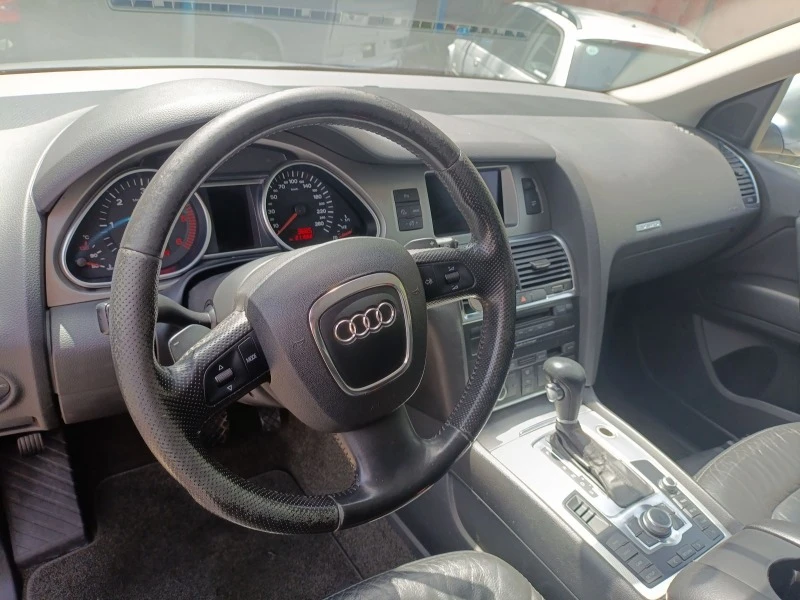 Audi Q7 3.0 TDI, снимка 9 - Автомобили и джипове - 46292268