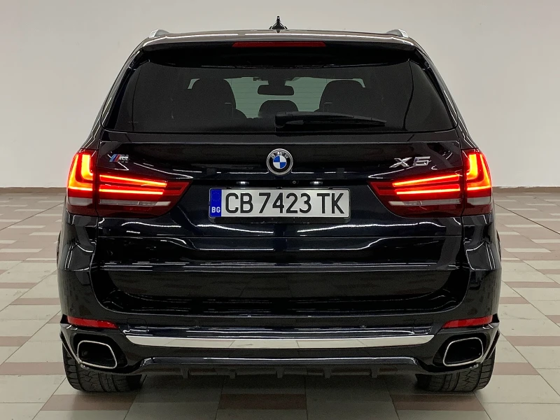 BMW X5 xDrive 30d = AERO PACK= 3xTV= PANO= HUD= KeyLess= , снимка 6 - Автомобили и джипове - 48446744