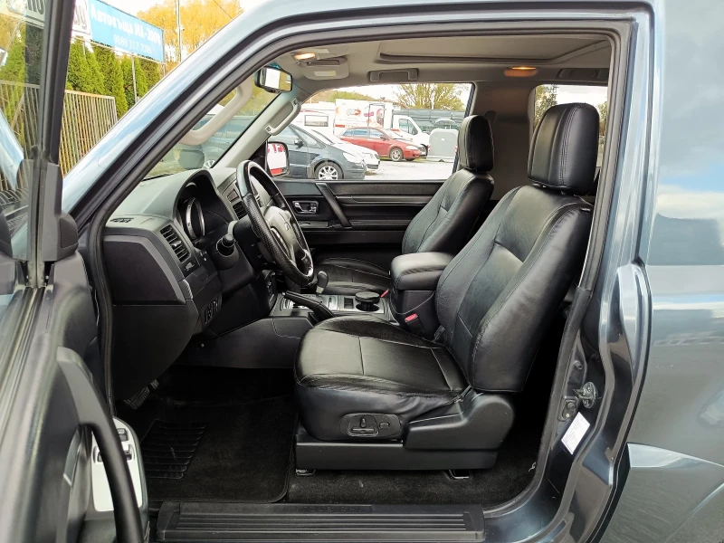 Mitsubishi Pajero 3.2 DID* Super Select* 4x4* Бавни* Блокаж* Full* , снимка 9 - Автомобили и джипове - 52533575