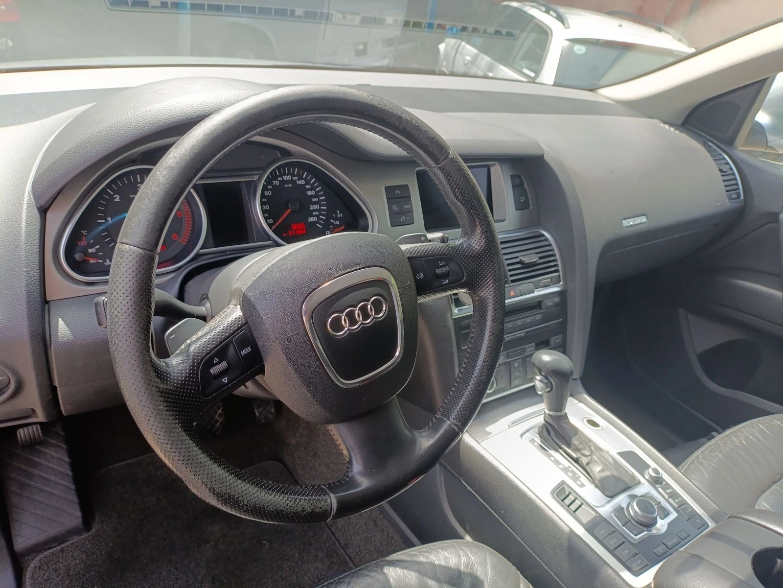 Audi Q7 3.0 TDI - изображение 9