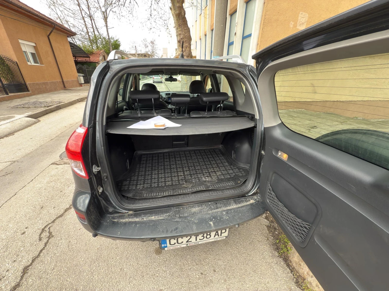 Toyota Rav4  - изображение 8