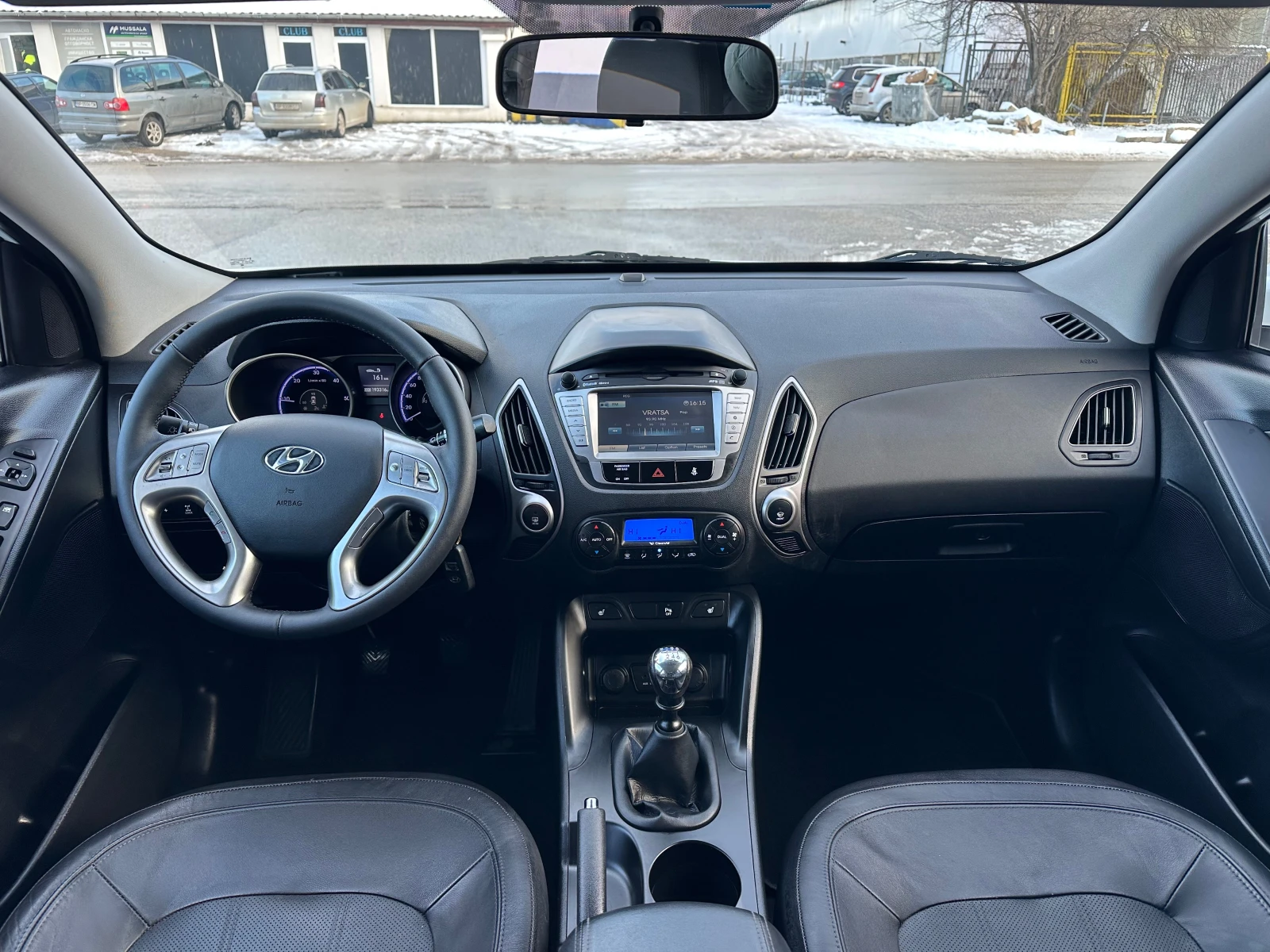Hyundai IX35 2.0CRDI 4x4 ������ Exclusive | Mobile.bg � ����������� 12