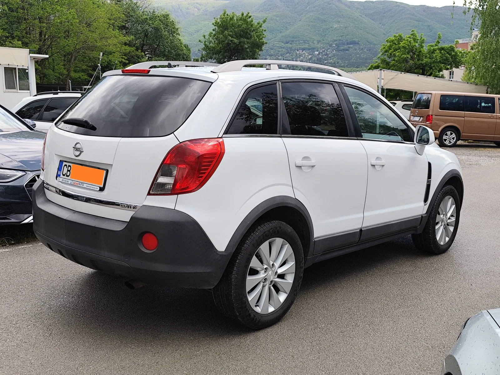 Opel Antara 1.9CDTi* 4X4* EURO5B* , снимка 4 - Автомобили и джипове - 54525963