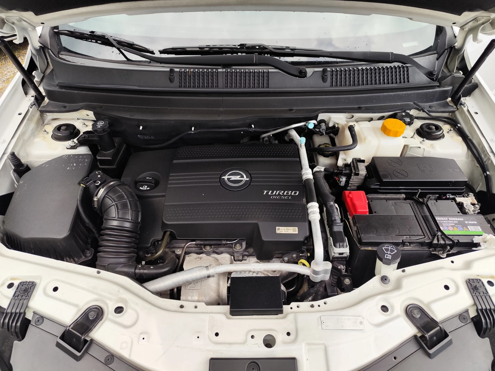 Opel Antara 1.9CDTi* 4X4* EURO5B* , снимка 14 - Автомобили и джипове - 54525963