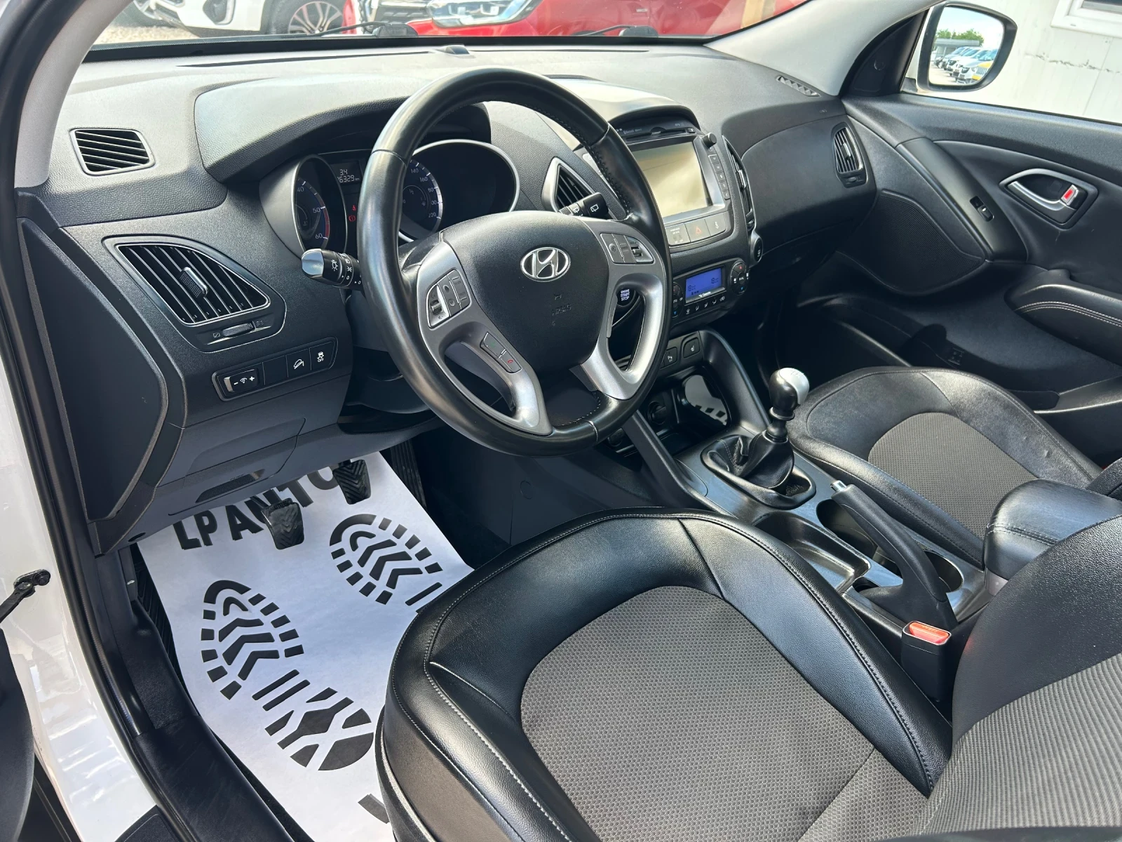 Hyundai IX35 * 1.7CRDI* Кожа* Навигация* LED* , снимка 7 - Автомобили и джипове - 54712723