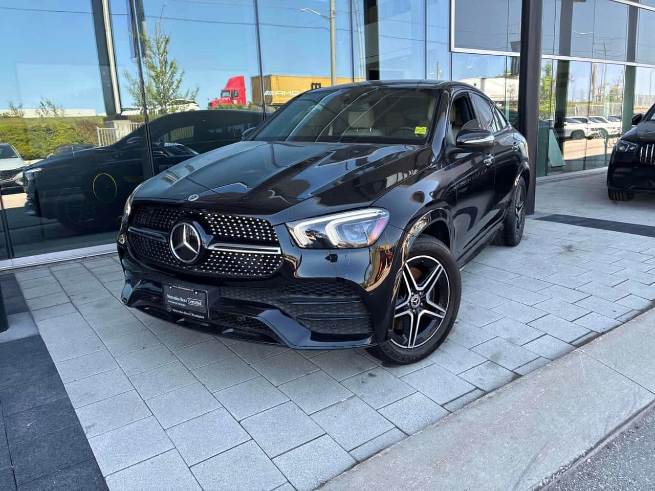 Mercedes-Benz GLE 450 AMG ДИСТРОНИК * 360 * BURMESTER * PANO * ПОДГРЕВИ