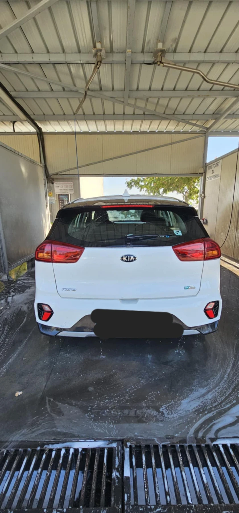 Kia Niro, снимка 5 - Автомобили и джипове - 54781641