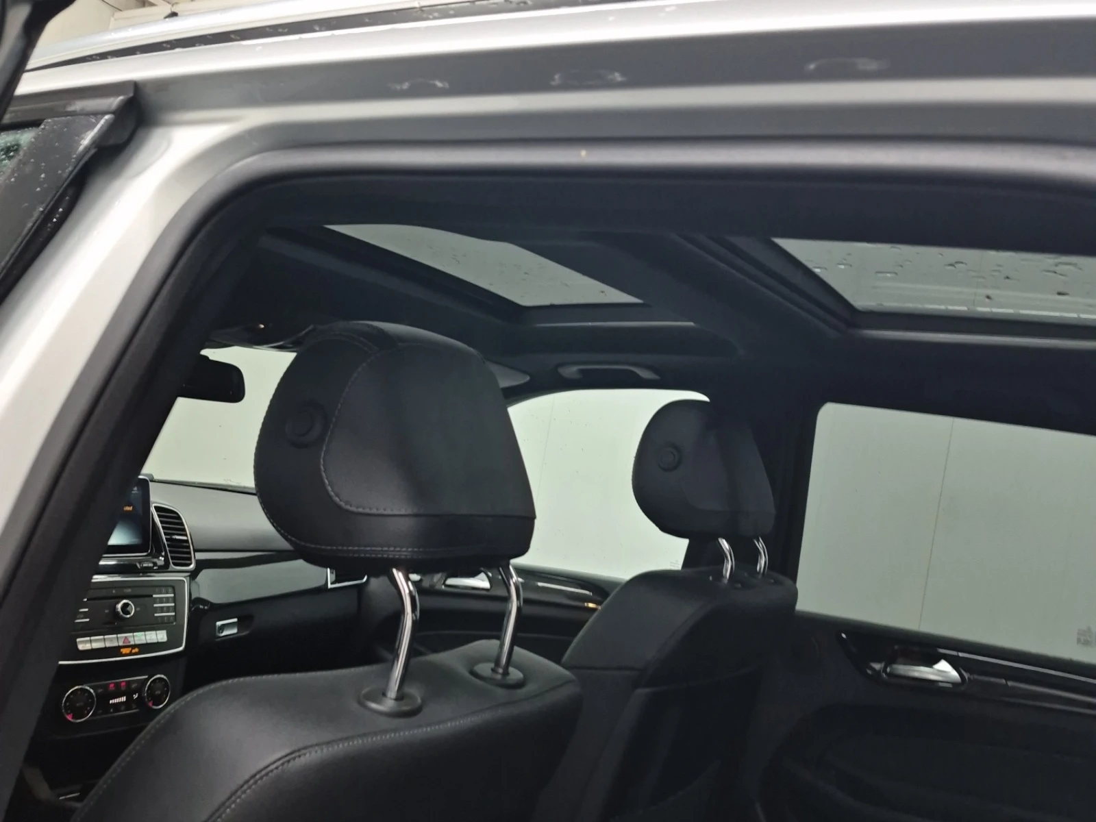 Mercedes-Benz GLE 350 D AMG * * CARFAX * * АВТО КРЕДИТ * * , снимка 12 - Автомобили и джипове - 55153329