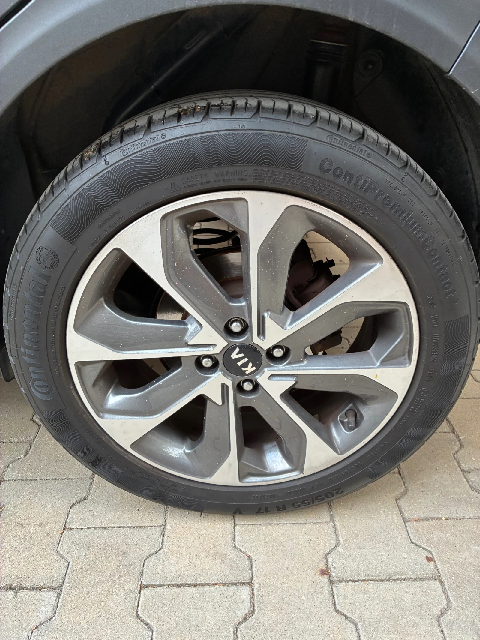 Kia Stonic, снимка 9 - Автомобили и джипове - 55904557