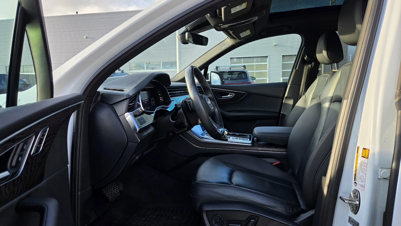 Audi Q7 QUATTRO TECHNIK * КРАЙНА ЦЕНА* FULL S-LINE, снимка 9 - Автомобили и джипове - 56219567
