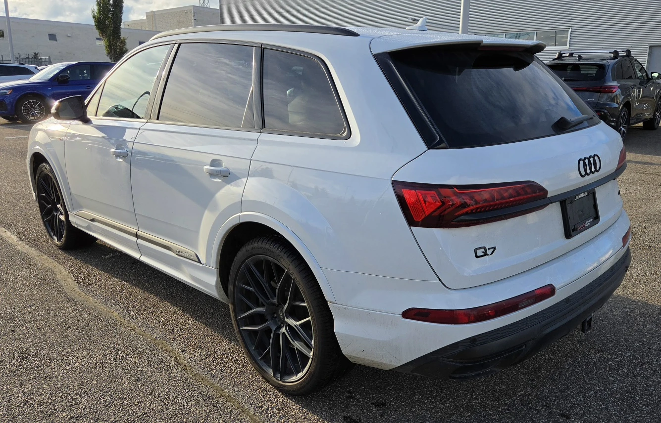 Audi Q7 QUATTRO TECHNIK * КРАЙНА ЦЕНА* FULL S-LINE, снимка 4 - Автомобили и джипове - 56219567