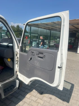 Nissan Capstar 3.0TD, снимка 16