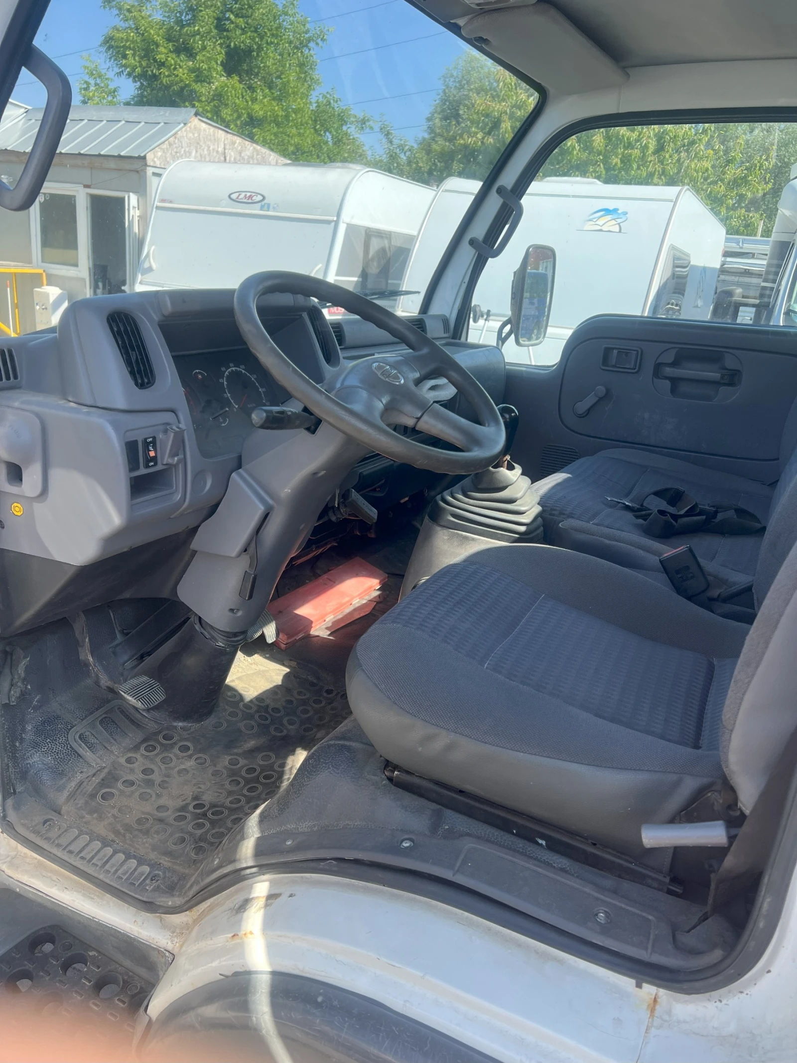 Nissan Capstar 3.0TD - изображение 8