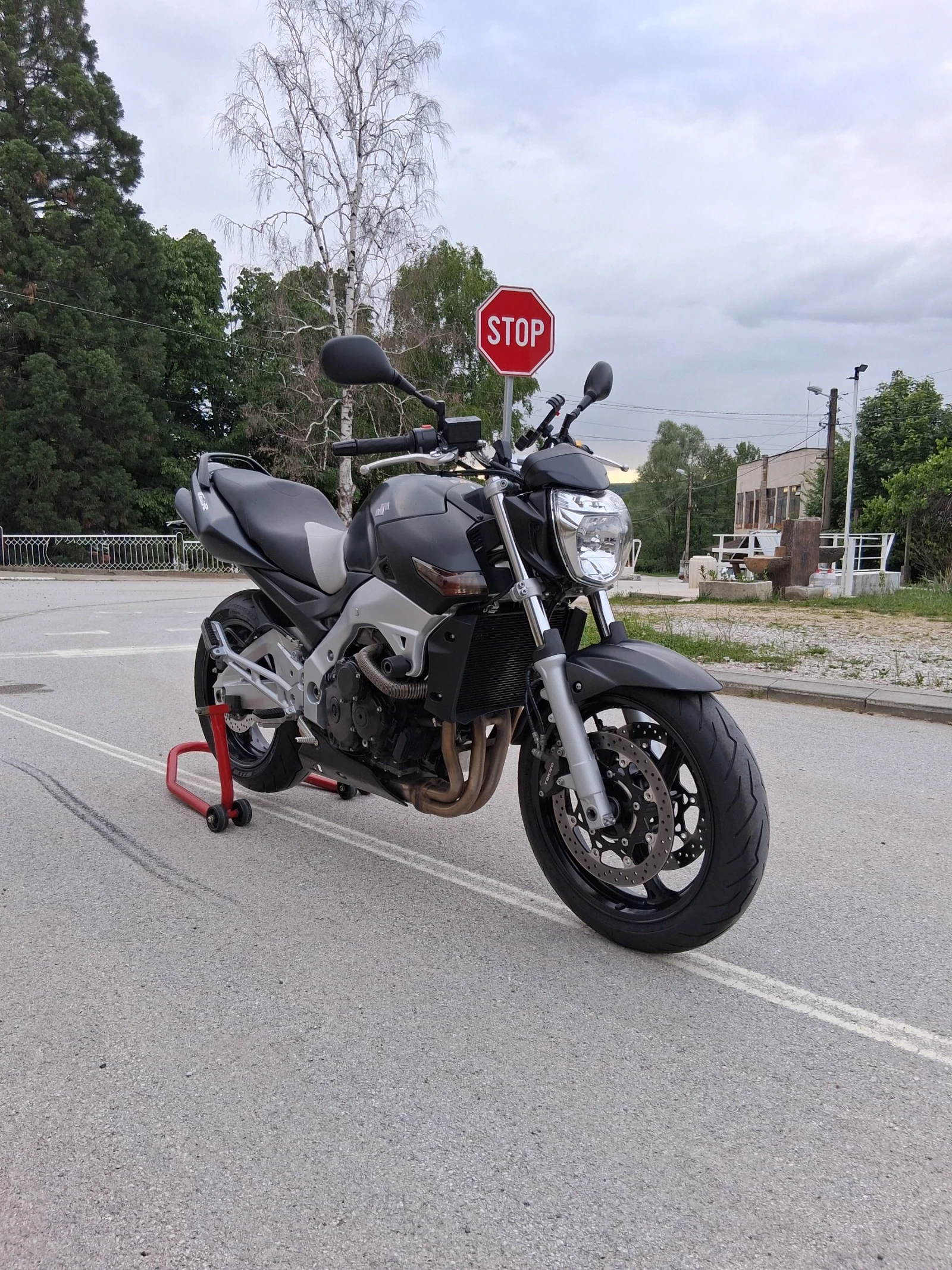 Suzuki Gsr 600 - изображение 4