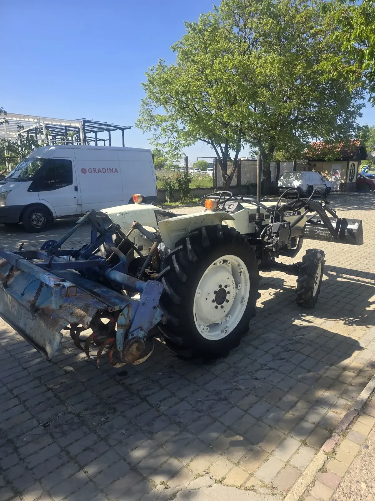 Трактор Mitsubishi 3240, снимка 4 - Селскостопанска техника - 54333684