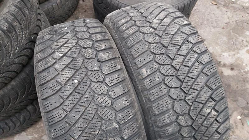 Гуми Зимни 205/55R16, снимка 2 - Гуми и джанти - 27726849