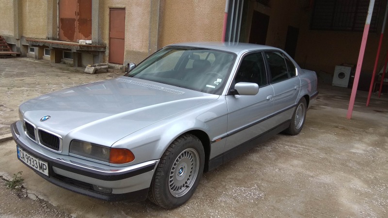BMW 725, снимка 3 - Автомобили и джипове - 46462770