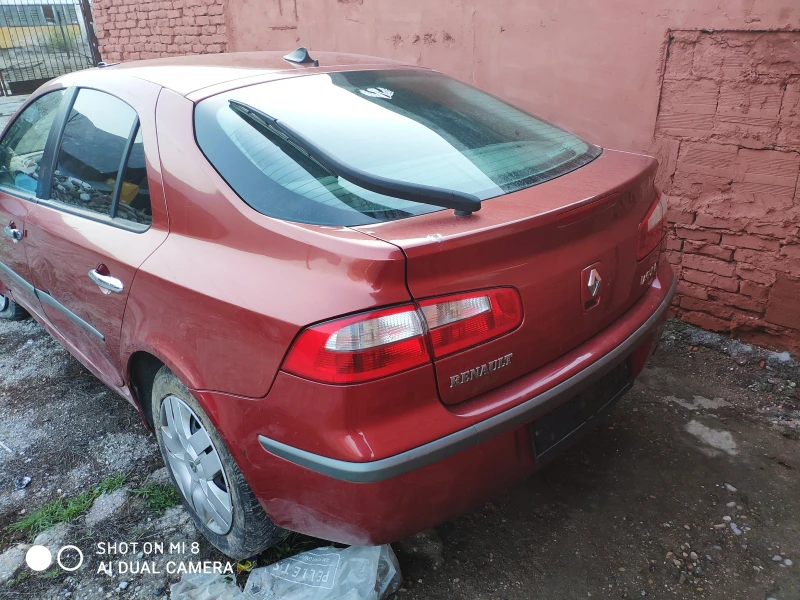 Renault Laguna 1.6i, снимка 7 - Автомобили и джипове - 47139812