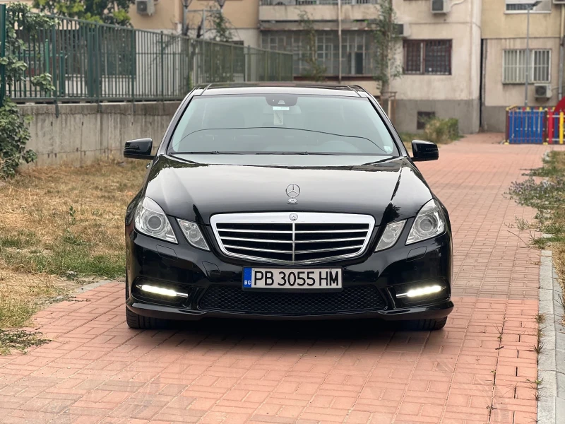 Mercedes-Benz E 300 100%Реални Км, снимка 2 - Автомобили и джипове - 48395044