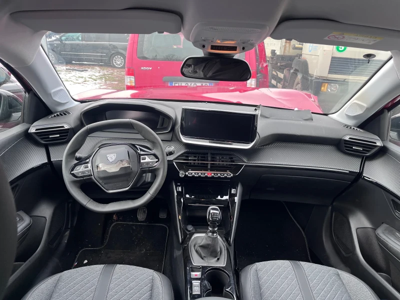 Peugeot 208 1.2 TURBO 101ps 1900km, снимка 7 - Автомобили и джипове - 48621708