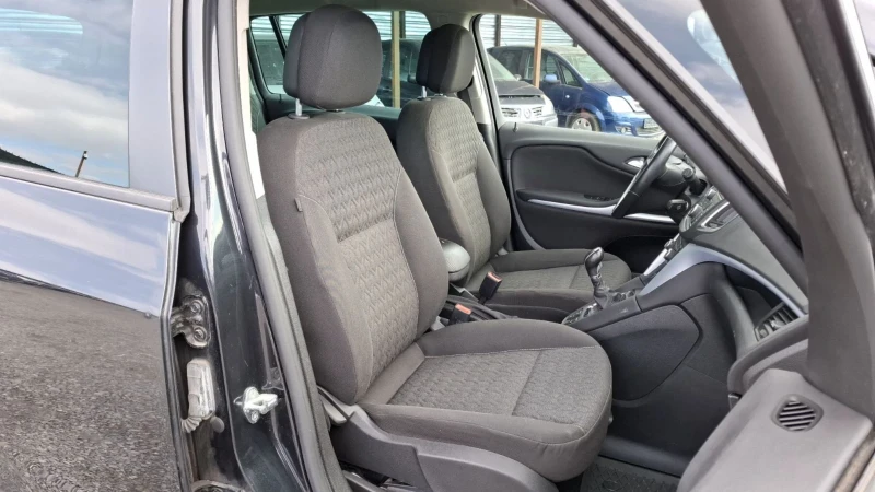 Opel Zafira 1.6CDTI 7Местен NOV VNOS GERMANY, снимка 15 - Автомобили и джипове - 49223985