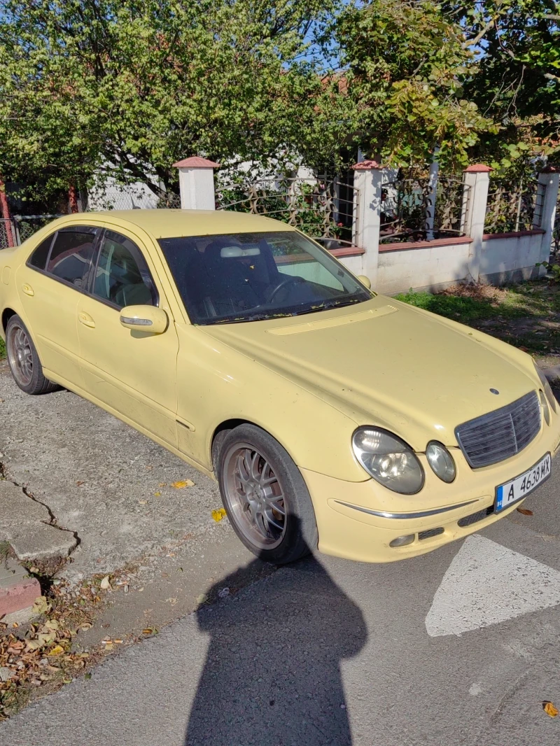 Mercedes-Benz E 200, снимка 3 - Автомобили и джипове - 49373390