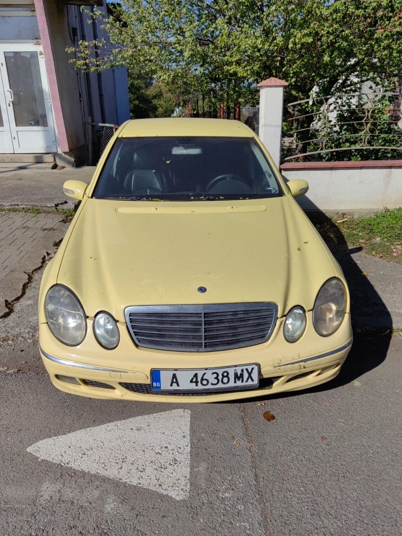 Mercedes-Benz E 200, снимка 4 - Автомобили и джипове - 49373390