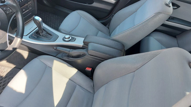 BMW 320 2.0, снимка 10 - Автомобили и джипове - 51071046