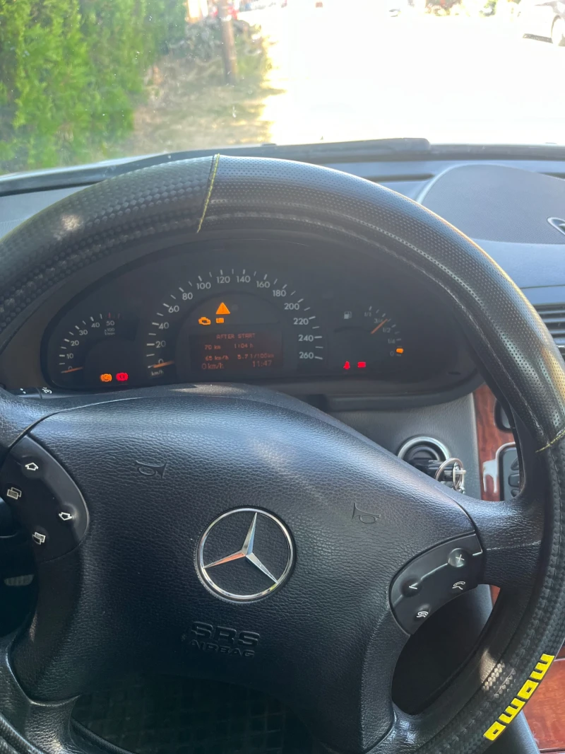 Mercedes-Benz C 220, снимка 7 - Автомобили и джипове - 52346188