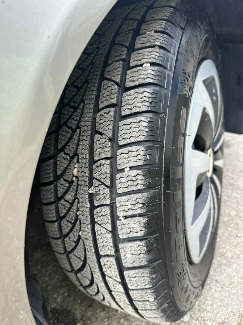 Mercedes-Benz C 220, снимка 7 - Автомобили и джипове - 52859033