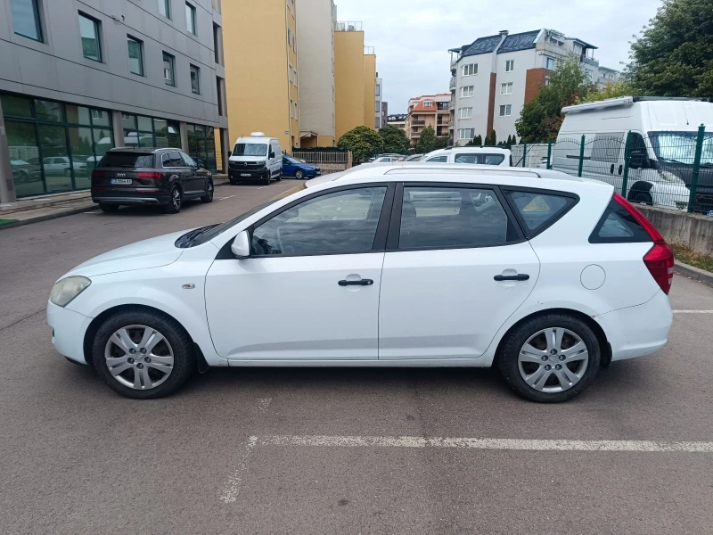 Kia Ceed, снимка 5 - Автомобили и джипове - 52474303